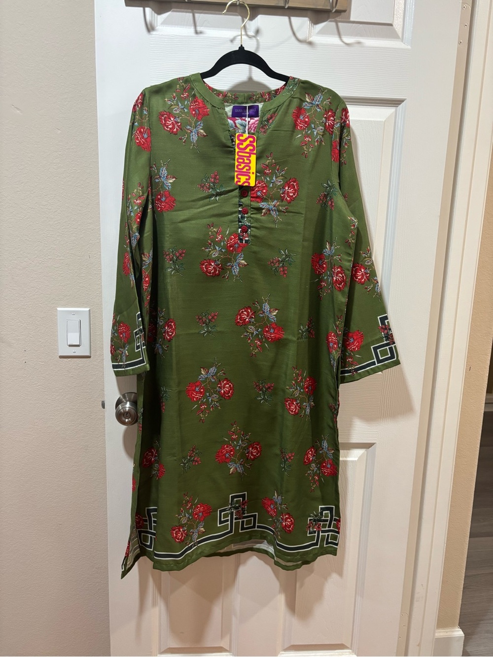 Sana safinaz Green Floral Tunic Dress with Red Rose Print - Picture 1 of 2